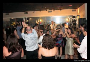 Clube Naval Charitas | Aniversário | Linuzian